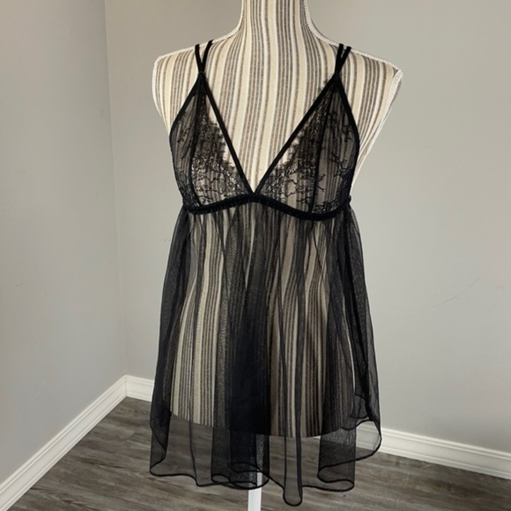 VICTORIA’S Secret Lacey Cross Strap Lingerie